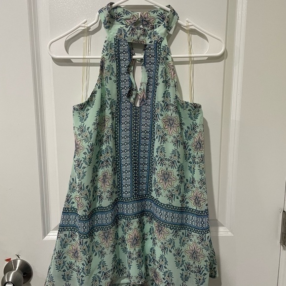 Blue Rain Floral Halter Tunic Top - Picture 5 of 8